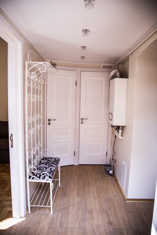 Apartments White House Λβιβ Δωμάτιο φωτογραφία